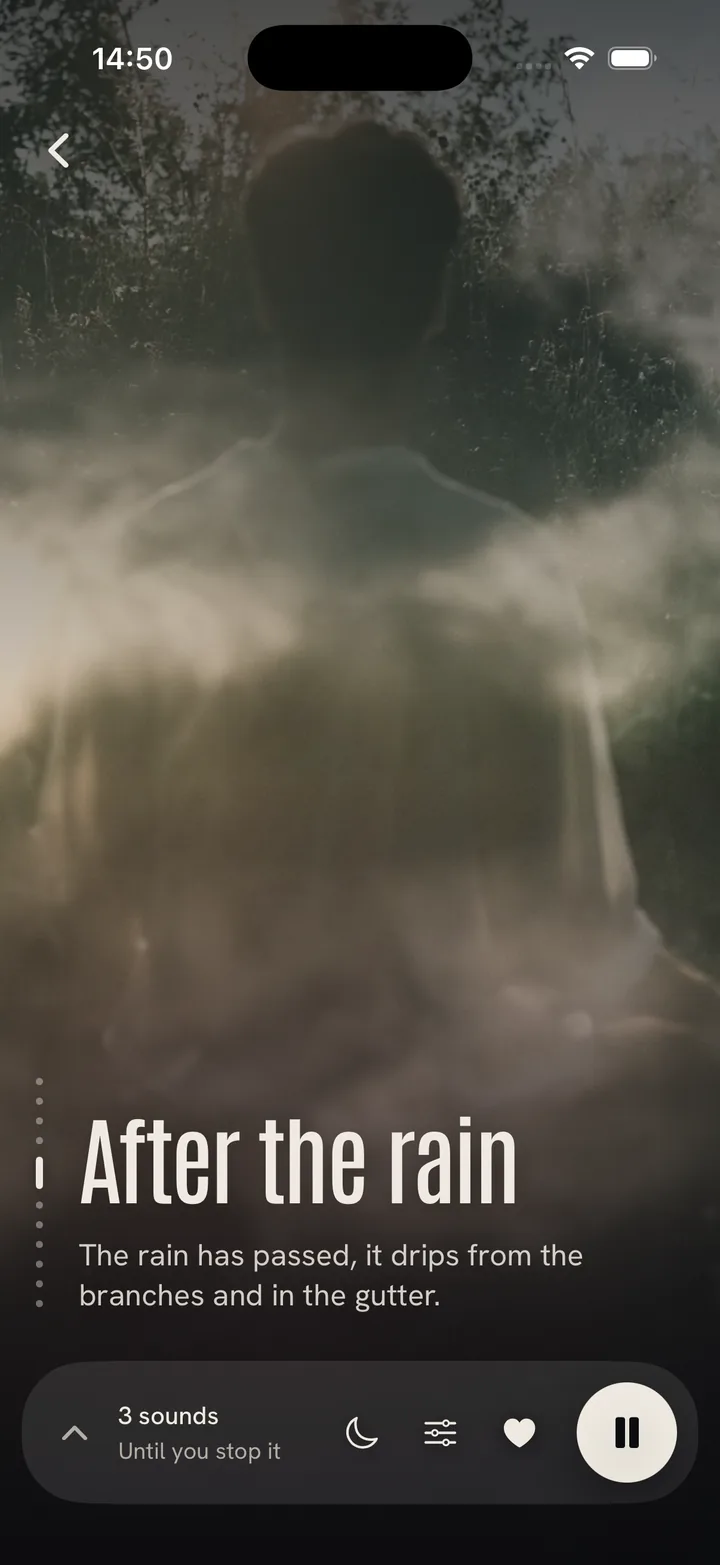 The Tropf player: a hazy double-exposure picture, the mix name After the rain, and a translucent bar with the play circle.